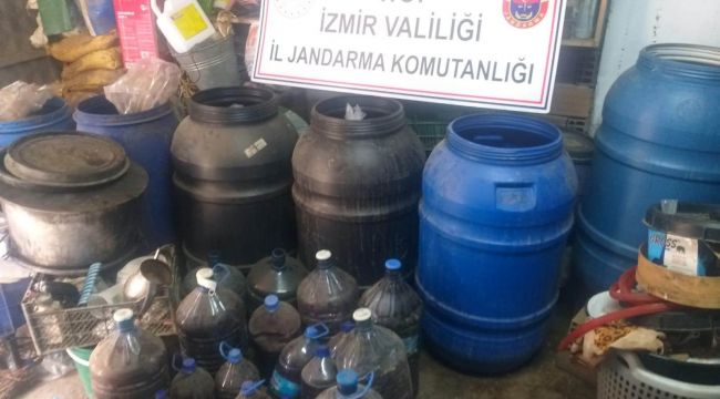 İZMİR'DE KAÇAK İÇKİ VURGUNU