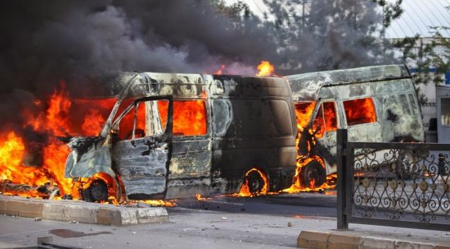 İZMİR'DE 'KOBANİ OLAYLARI' OPERASYONU