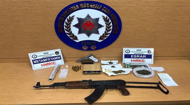 İZMİR'DE UYUŞTURUCU OPERASYONU