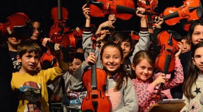 KARABAĞLAR'DA ÇOCUKLAR KORUMA ALTINDA
