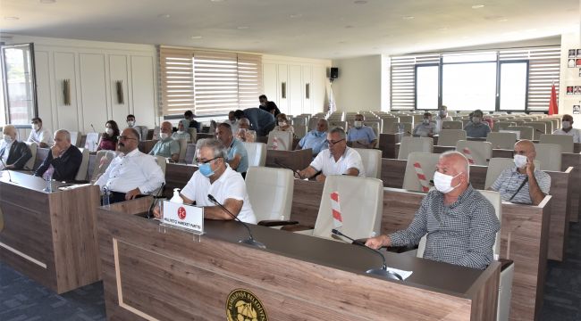 Kemalpaşa’da birimler 500 günü özetledi