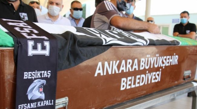 Kurtlar Vadisi'nin 'Tombalacı'sı defnedildi