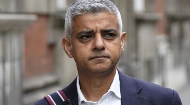 Londra&#039;da yeni yıl etkinlikleri iptal edildi