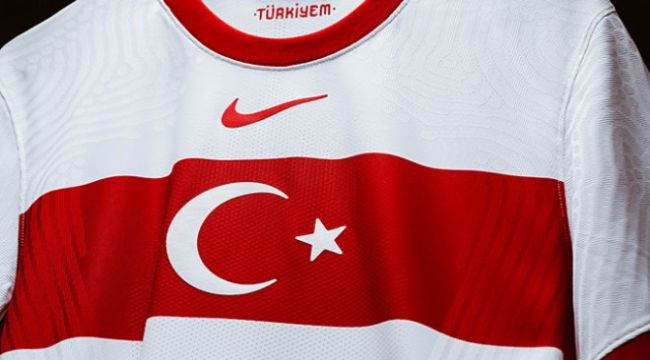 Milli Takım'ın yeni formaları tanıtıldı