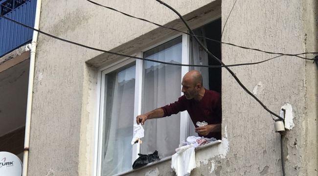 NE VAR NE YOKSA YAKIP ÇAYINI YUDUMLADI