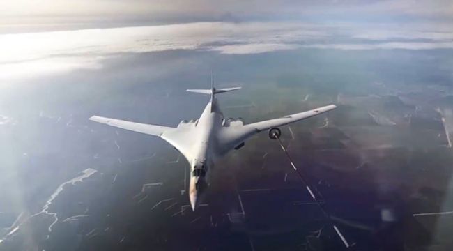 Rusya&#039;nın uzun menzilli uçakları rekor kırdı