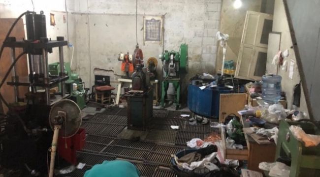 Sahte altın üreten atölyeye baskın