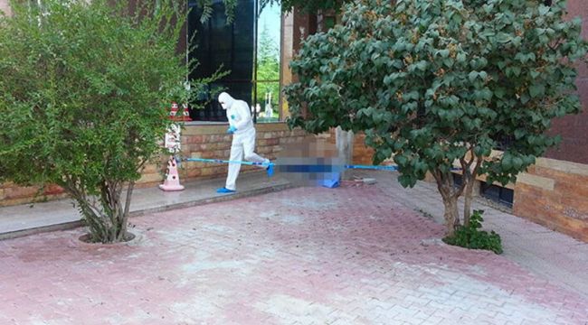 Selçuk Üniversitesi'nde bir öğretim görevlisi  ölü bulundu