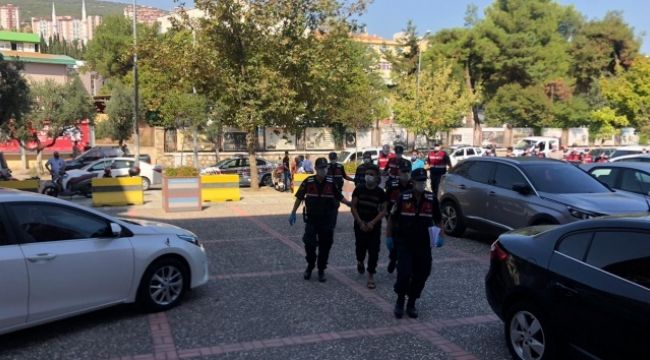 Suriyeli iki grup kavga etti, 4 ağır yaralı