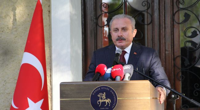TÜRKİYE’NİN İLK "BAYRAK MÜZESİ" iZMİR'DE AÇILDI