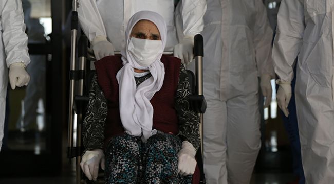 101 yaşındaki kadın 5 günde koronavirüsü yendi