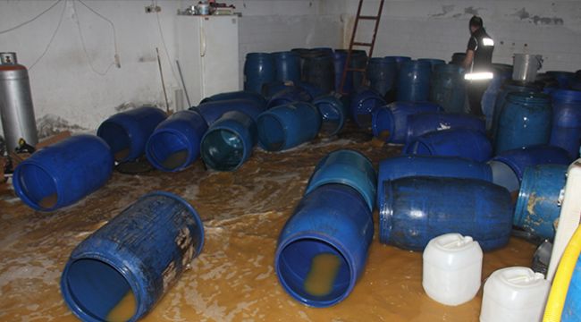 7 bin 300 litre sahte içki ele geçirildi