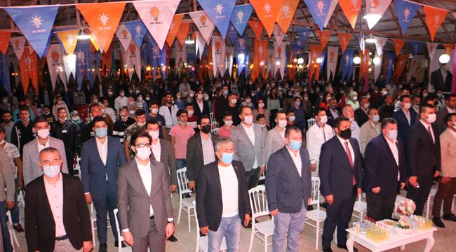 AK PARTİ KINIK GENÇLİK KOLLARI’NDA BÜYÜK COŞKU