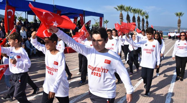 ALİAĞA'DA CUMHURİYET HEYECANI