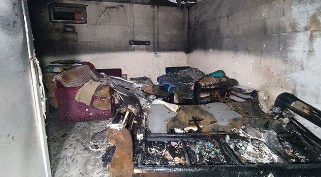 Annesiyle yaşadığı evi benzin dökerek yaktı