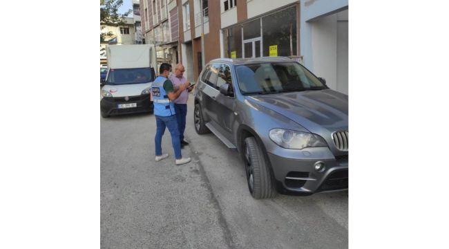 BİSİKLET YOLUNA GİREN JİPE CEZA