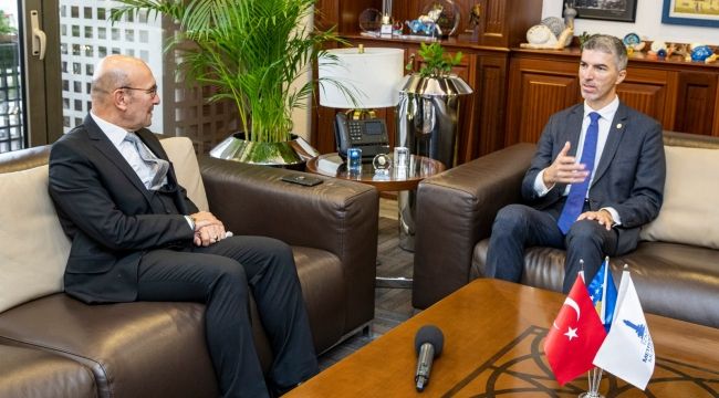 BÜYÜKELÇİ DUGOLLİ'DEN BAŞKAN SOYER'E ZİYARET