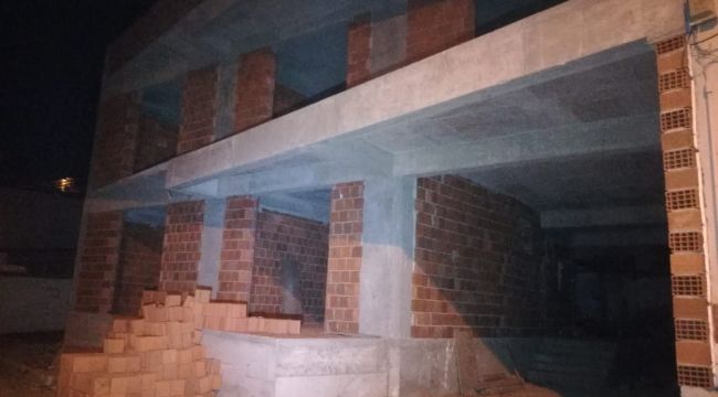 İNŞAATTA BAĞLI KIZ ÇOCUĞU BULUNDU