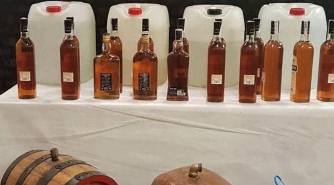 İZMİR'DE SAHTE ALKOL KABUSU SÜRÜYOR