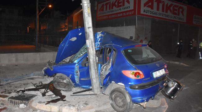 İZMİR'DE TRAFİK KAZASI