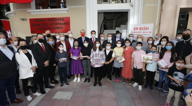 İZMİR'İN İLK 7/24 AÇIK KÜTÜPHANESİ AÇILDI