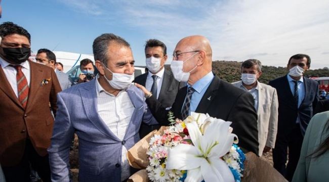 İZMİRLİ MUHTARLAR ADINA FİDAN DİKİLDİ