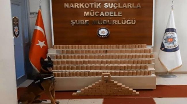 Kamyonette 102 kilo eroin ele geçirdi