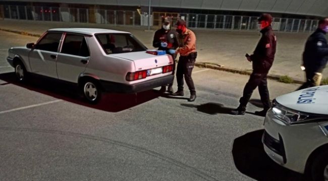 Karantinadan kaçtı, drift yaparken yakalandı