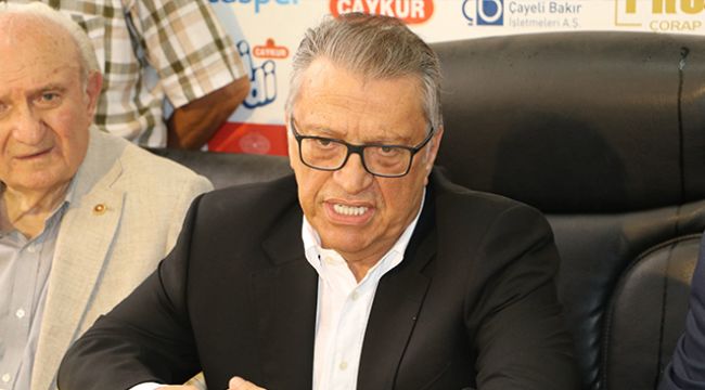 Mesut Yılmaz için maçlarda saygı duruşu