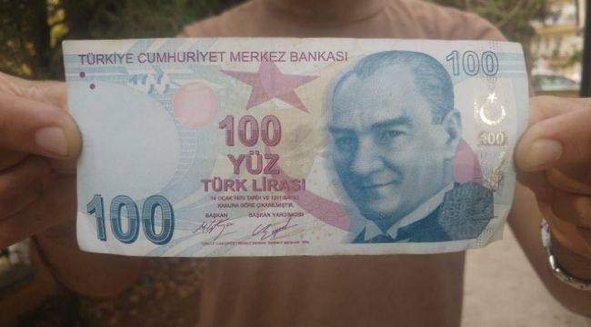 Piyasaya sahte para sürerken suçüstü yakalandı