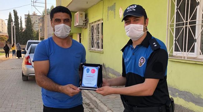Polisi dinledi mahallesinin güvenliği için kamera taktı