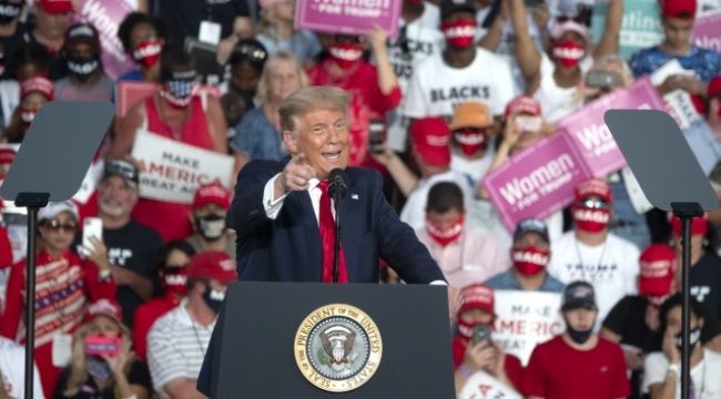 Trump'tan korona virüs sonrası ilk miting