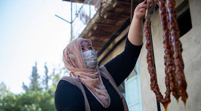 Üzüm suyu artık makinelerle üretiliyor