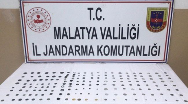 181 parça tarihi eser ele geçirildi