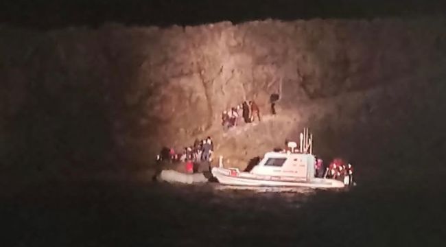 33 DÜZENSİZ GÖÇMEN YAKALANDI