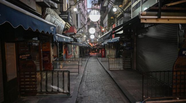 "Açlıktan mı yoksa koronavirüsten mi öleceğiz?"