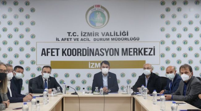 AFAD KOORDİNASYON MERKEZİ'NDE DEPREM ZİRVESİ