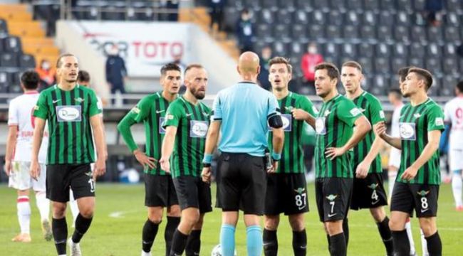 Akhisarspor kaçan penaltıya yanıyor