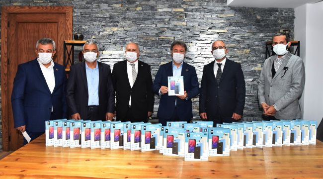 BORNOVA’DA HEDEF 5 BİN TABLET  