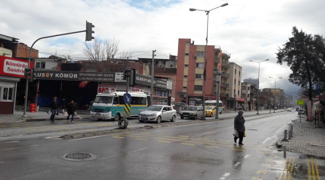 ÇAMDİBİ'NDEKİ KOKU VATANDAŞI YILDIRDI !