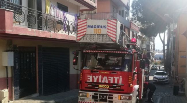 Çatıda yakılan kablo mahalleyi ayağa kaldırdı