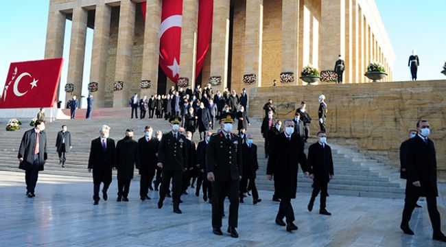 Devlet erkanı 10 Kasım'da Anıtkabir'i ziyaret etti