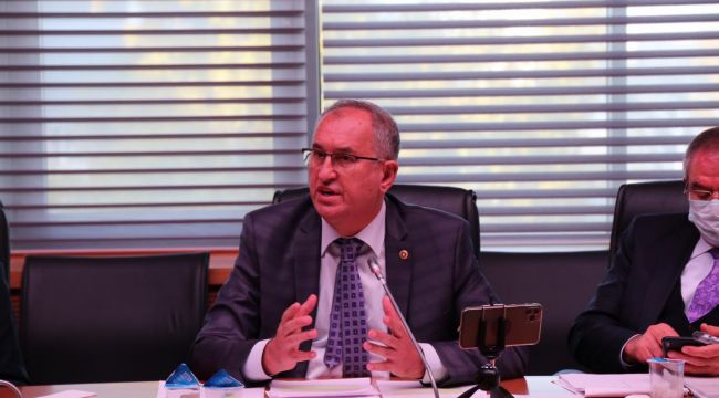 “HALKIMIZ ETİ KASAP VİTRİNİNDE GÖRÜYOR”