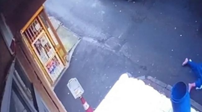 İstanbul'da yaşlı adamın feci ölümü kamerada