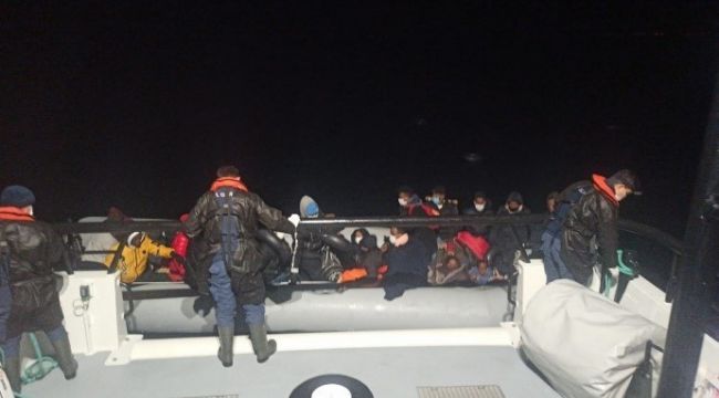 İZMİR’DE 34 GÖÇMEN KURTARILDI