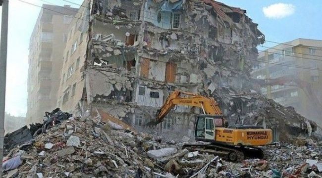 İZMİR'DE 4,0 ÜZERİNDE 46 ARTÇI DEPREM OLDU