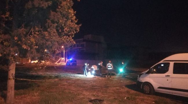 İZMİR'DE OTEL OTOPARKINDA KANLI GECE
