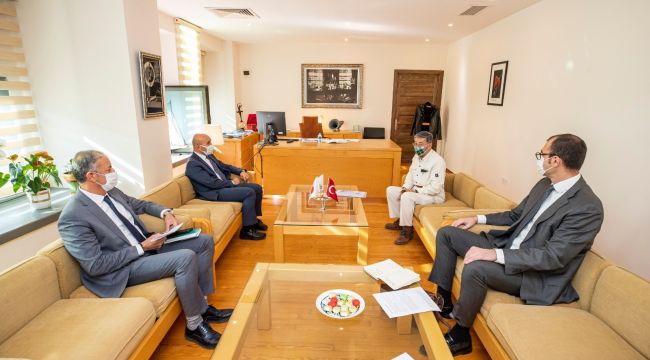 Japonya'dan İzmir'e deprem desteği