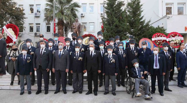 KARŞIYAKA ATASI'NI UNUTMADI
