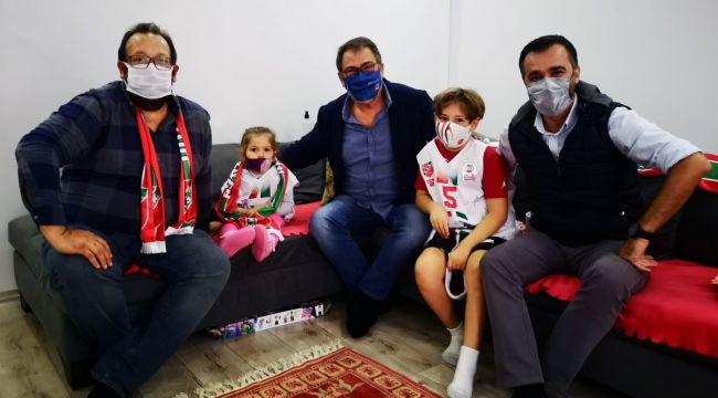 KARŞIYAKA'DAN MİNİK AYDA'YA ZİYARET